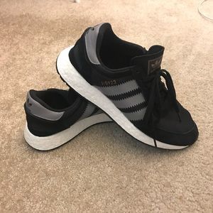 Adidas I-5923 Sneakers